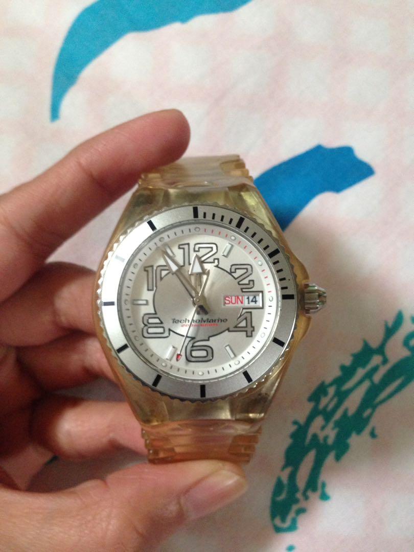 Technomarine Watch (Category: Women's Watches) located in Marikina City. Submitted by len_cat (Listing ID 248926304, Image 3). Description: Technomarine UNISEX 09054993736.