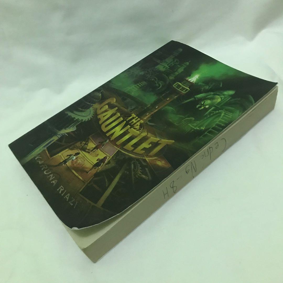 The Guantlet - Karuna Riazi, Buku & Alat Tulis, Buku di Carousell