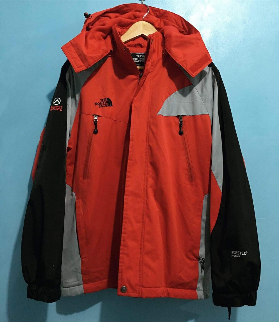 THE NORTH FACE GORE-TEX SUMMIT SERIES, Men's Fashion, Activewear on  Carousell