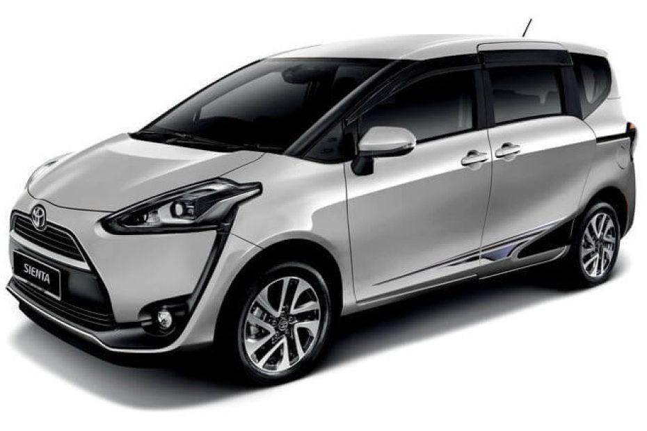 Toyota sienta hybrid g