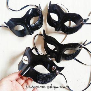 Masquerade Mask Black (Unisex, but usually for men)
