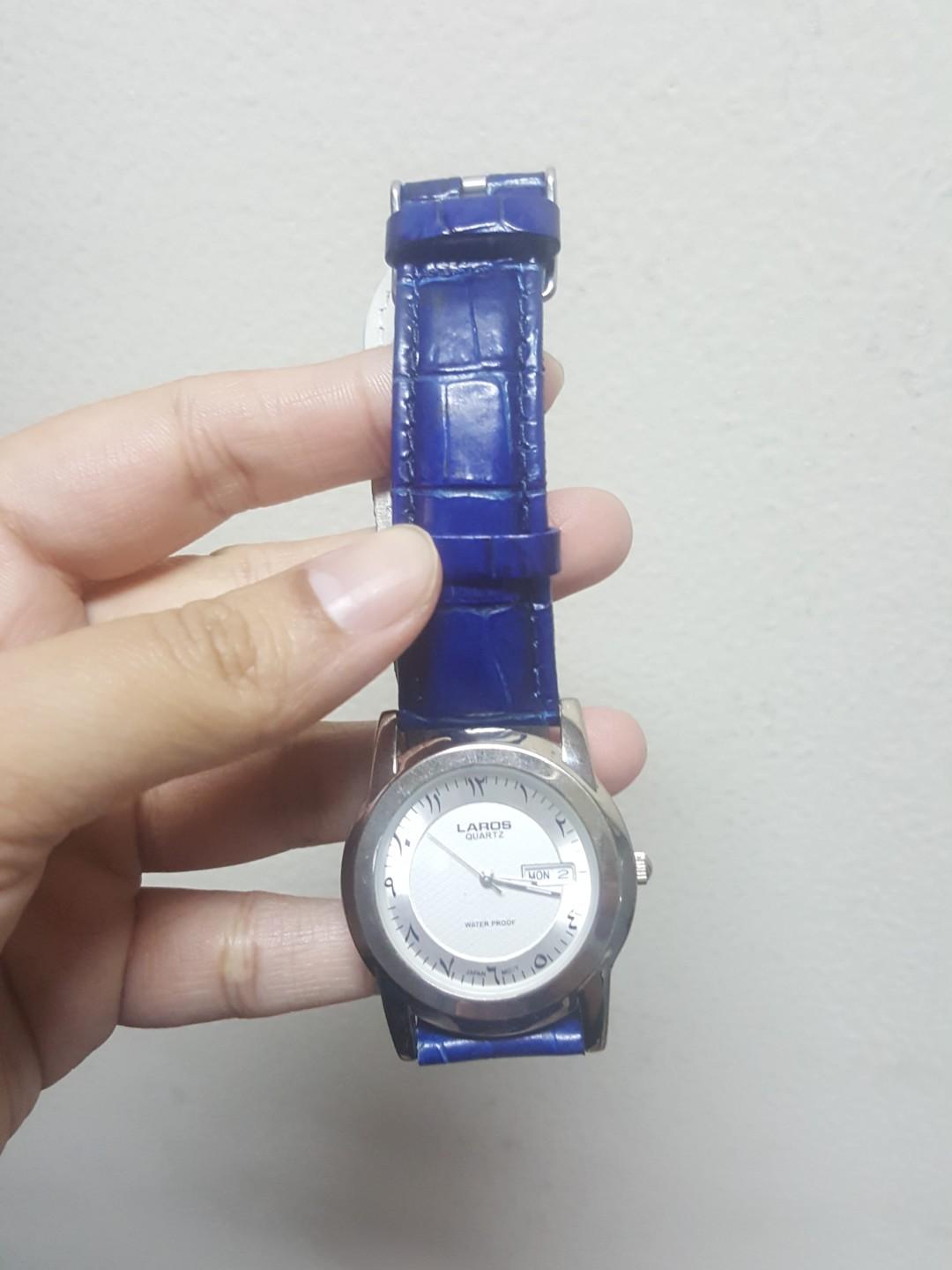 Arabic letter watch top