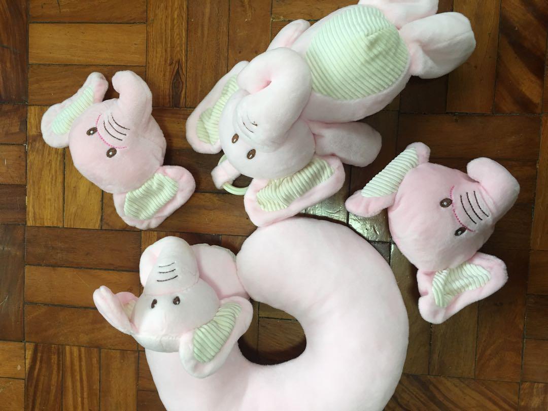 Baby soft toy and pillows (Category: Infant Playtime) located in Paranaque City. Submitted by vinavida (Listing ID 249140988, Image 2). Description: Orig price from snr 1200. Brand new perfect for gift.