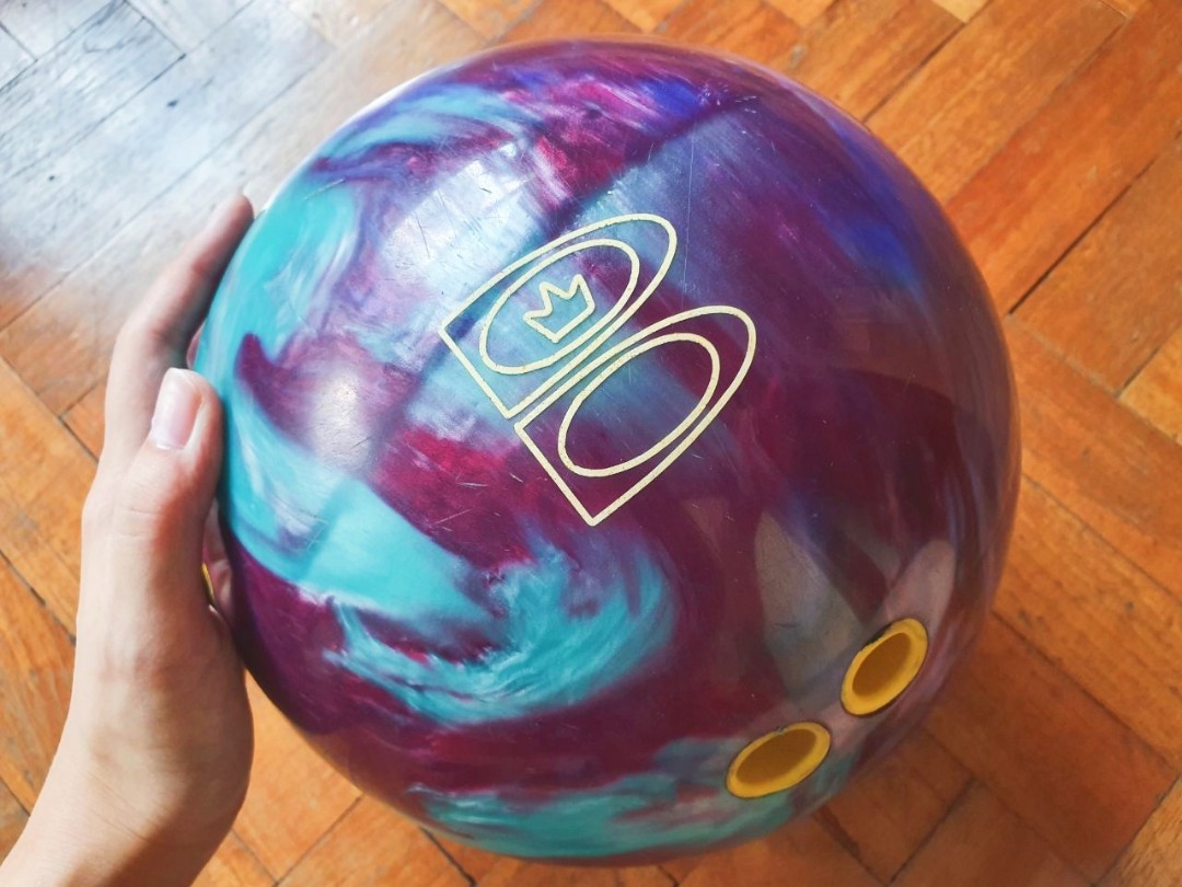 Brunswick Tzone Bowling Ball Purple Green Swirl, Sports Equipment, Sports & Games, Billiards