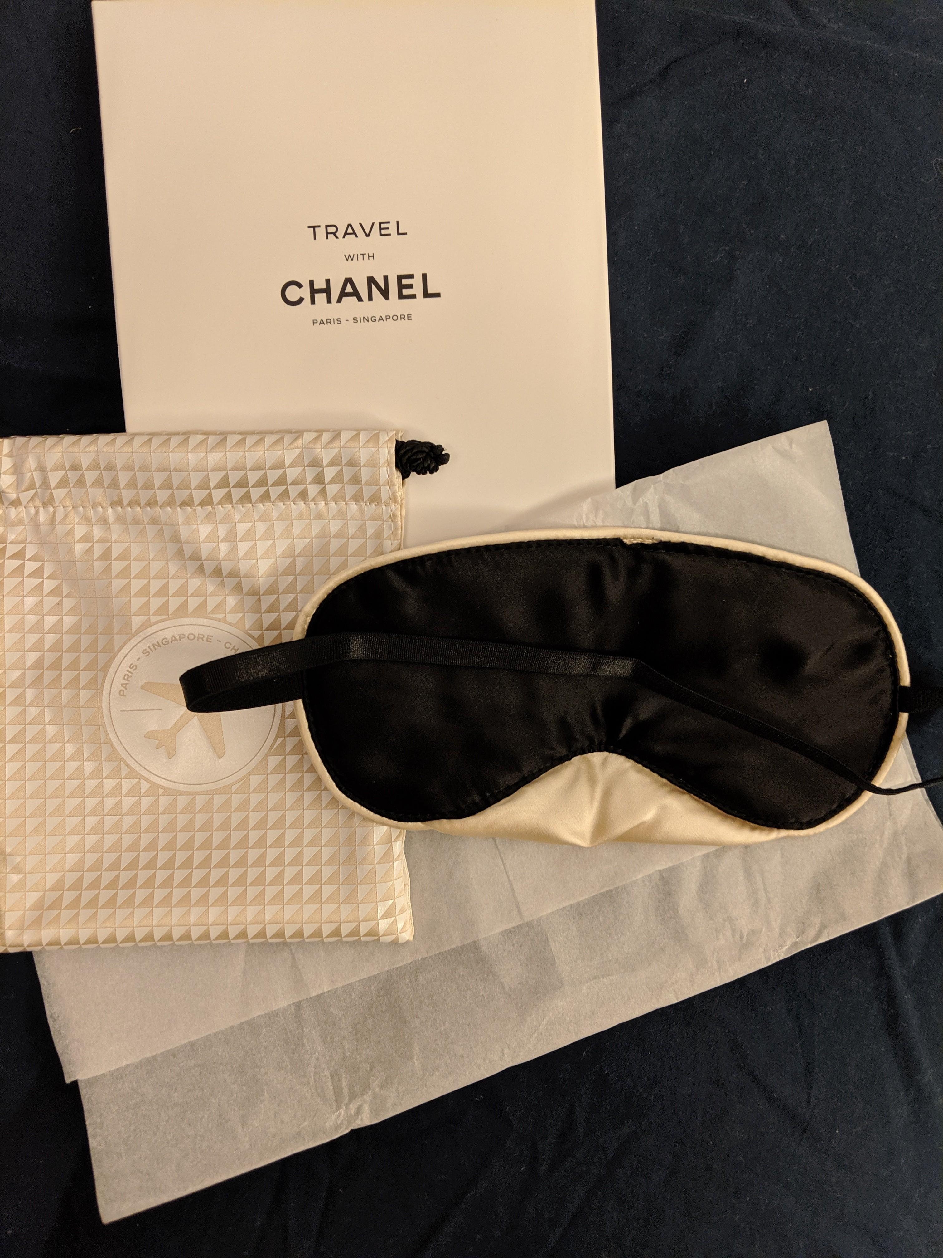 CHANEL Pre-Owned Please Do Not Disturb Sleeping Mask - Farfetch