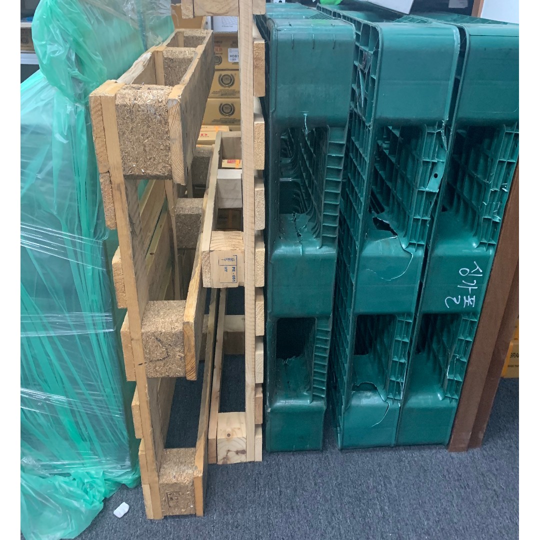 FREE PLASTIC & Wooden PALLETS (1100X1100X150), Everything Else on Carousell