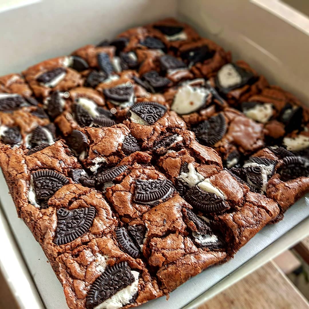 Halal Brownies, Food & Drinks, Baked Goods on Carousell