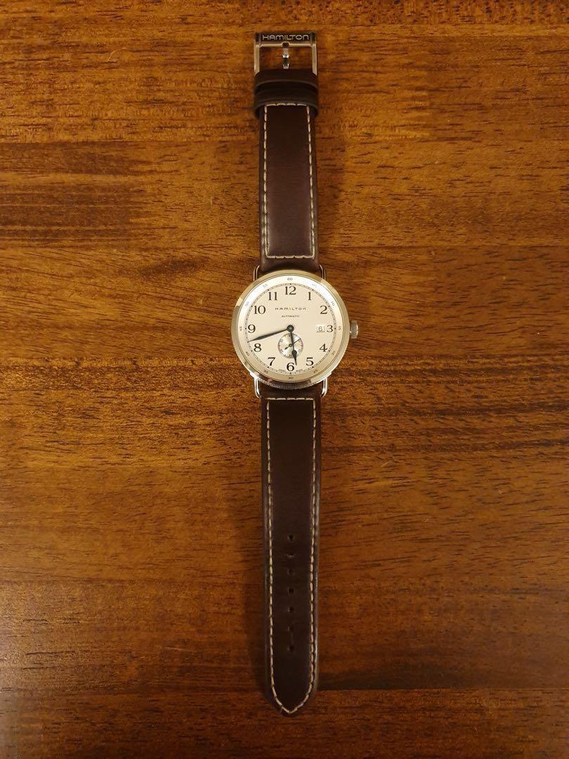 Khaki navy best sale pioneer small second