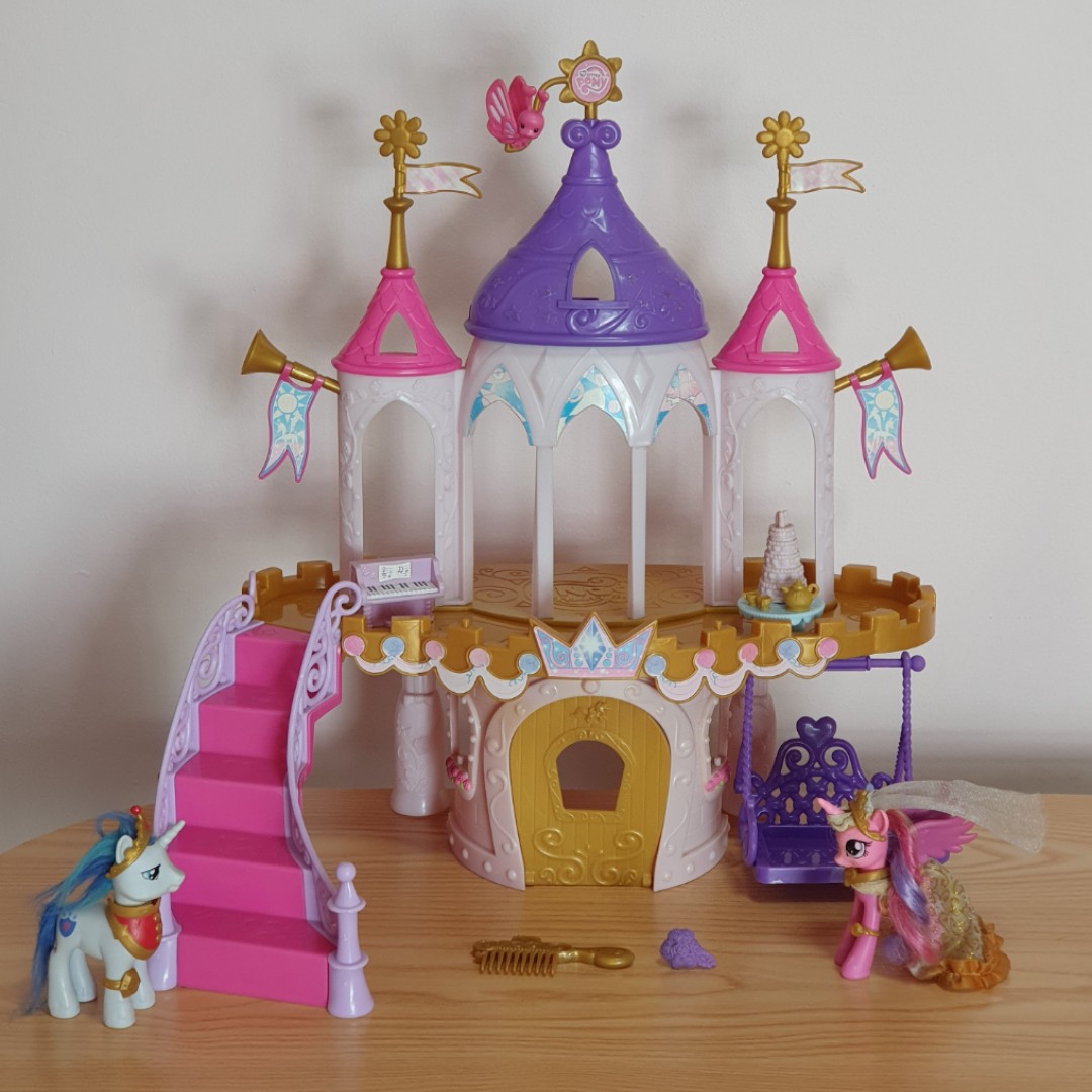 My little pony wedding castle hotsell