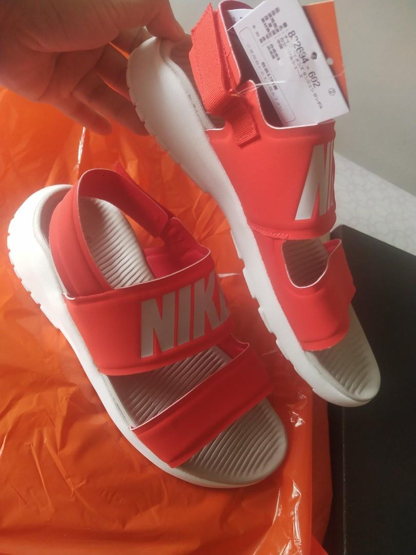 red nike tanjun sandals