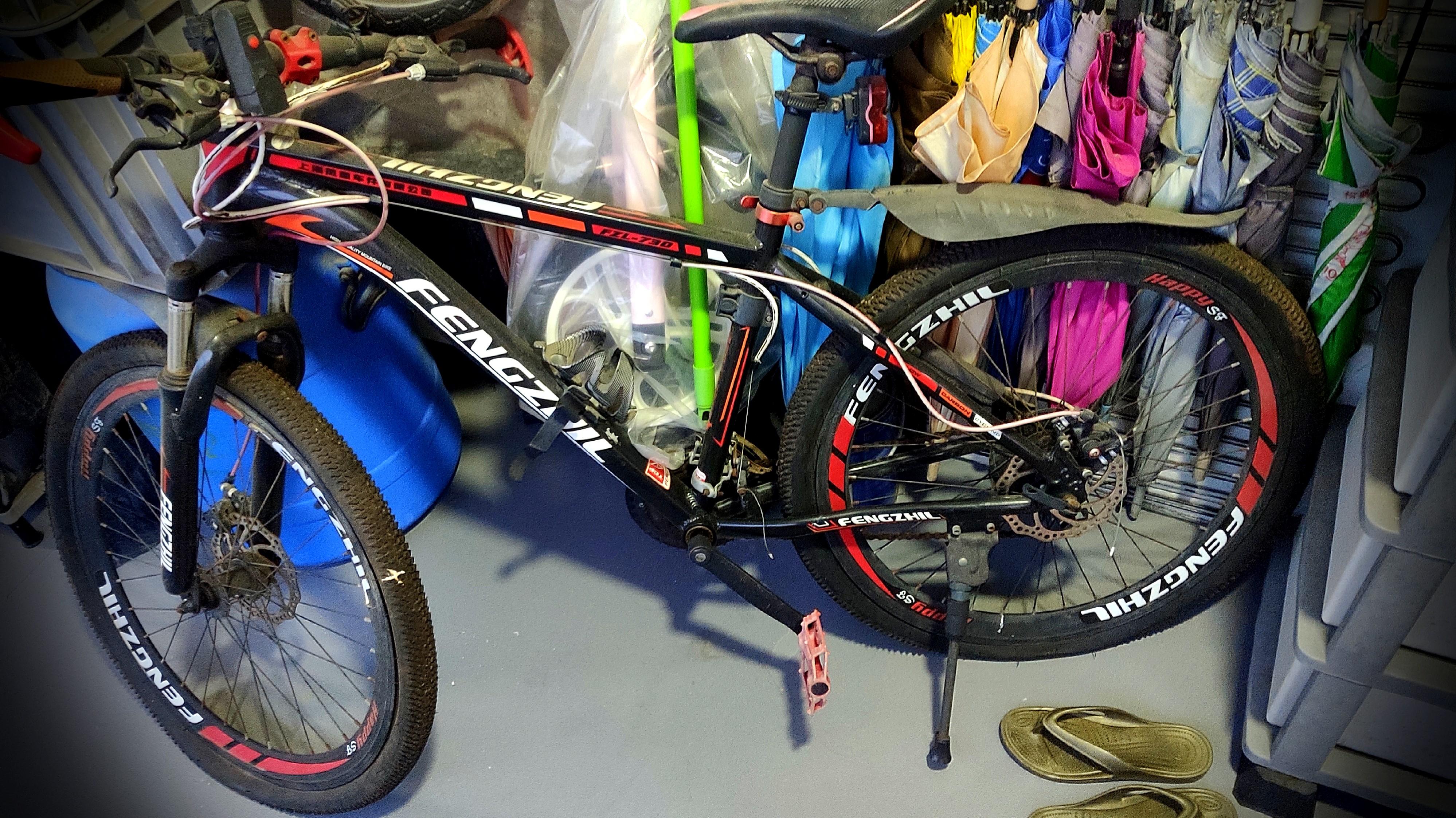 red bike