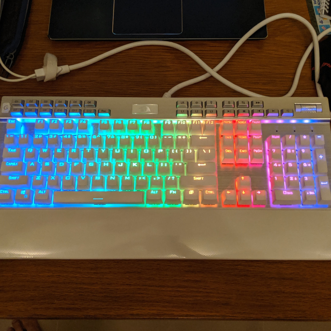 Redragon Yama K550 White Mechanical Keyboard Electronics Computer Parts Accessories On Carousell Play testing in fortnite and torture testing!red dragon review. redragon yama k550 white mechanical keyboard
