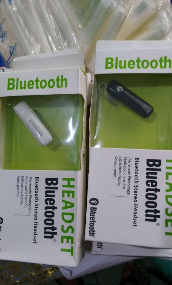 Samsung Bluetooth Headser (Category: Earphones) located in Las Pinas. Submitted by vianna_vons_online_shop (Listing ID 249262917, Image 1). Description: Samsung wireless bluetooth headset P299 only ♡ Talk time: 6 hours ♡ Music time: 8 hours ♡ Standby: 200 hours ♡ Available colors: Black or White Limited stocks only!.