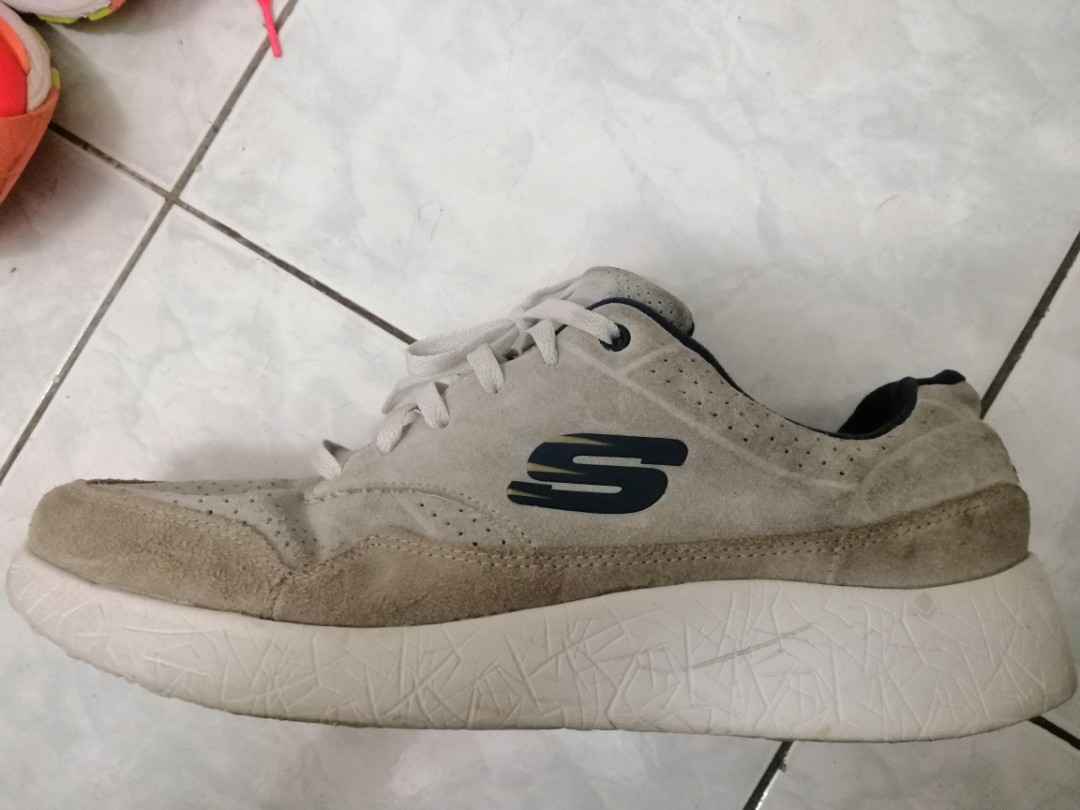 skechers super light