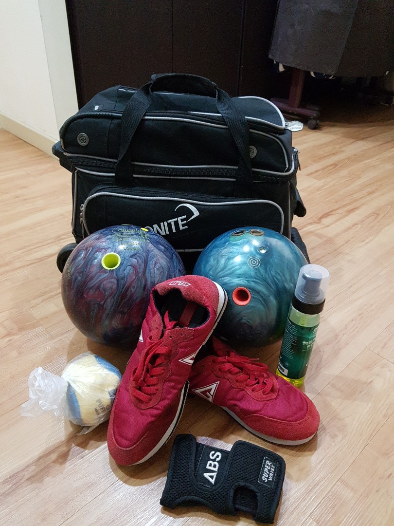 Starter Bowling Set, Sports Equipment, Sports & Games, Billiards