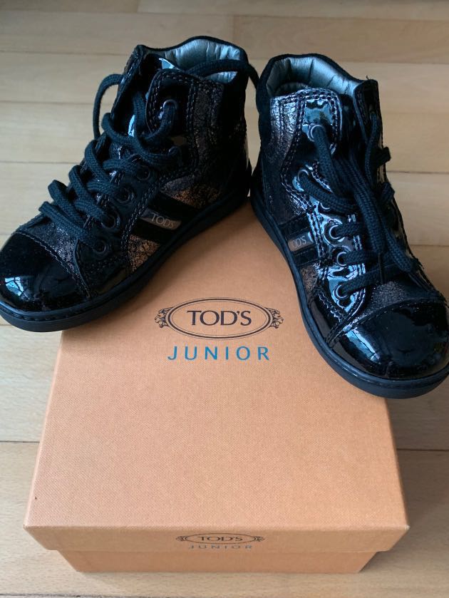 tod's junior shoes