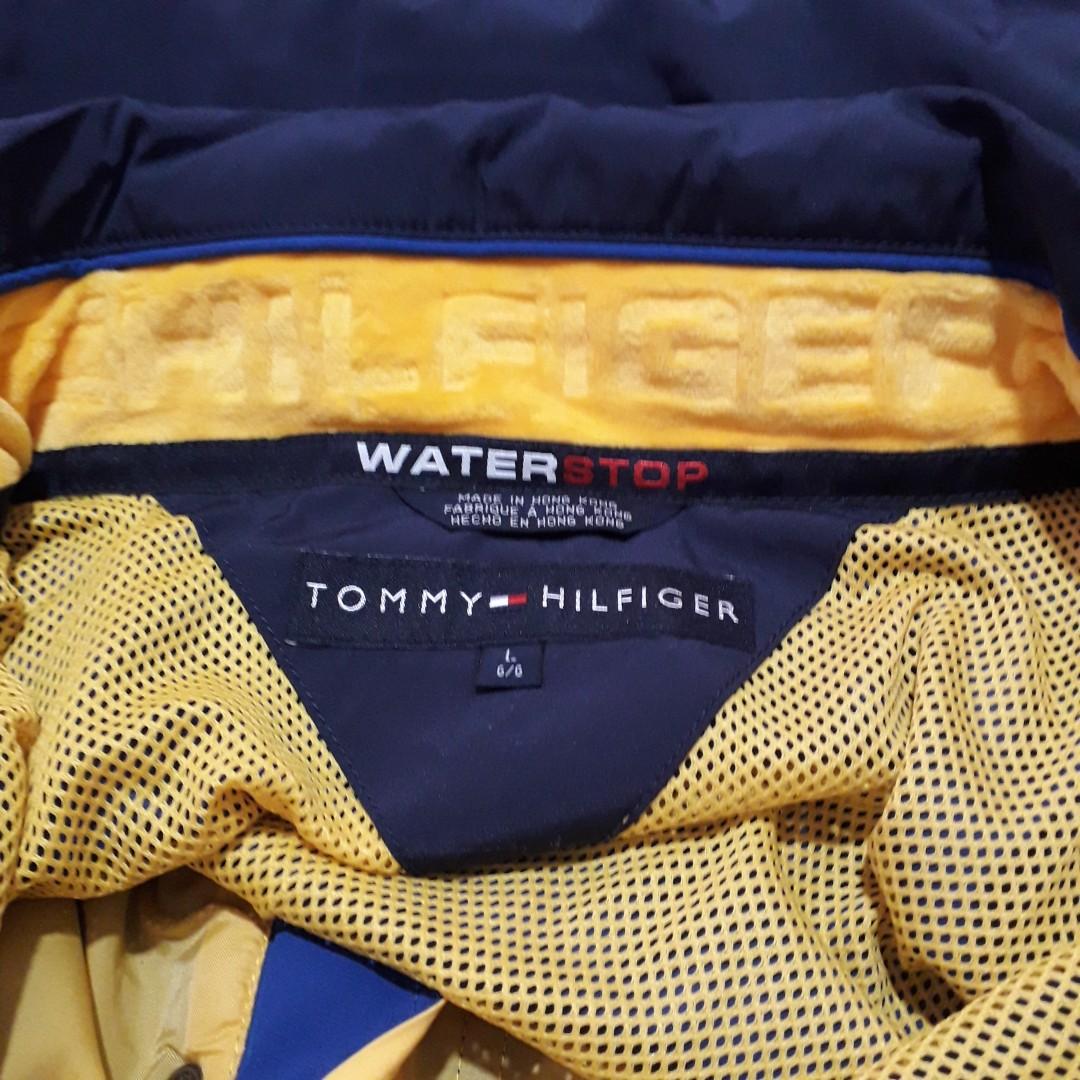 Tommy hilfiger store water stop