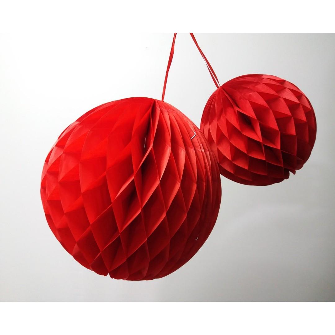 2 in 1 Honeycomb Lantern (Category: Laundry Baskets) located in Manila. Submitted by glenndy_07 (Listing ID 249357212, Image 1). Description: 2 in 1 Honeycomb Lantern Price : P 120 Available color : Red , Pink , Blue , Green , Violet , Yellow Size : 12 inch and 7 inch With free USB Light Wholesaler and re-sellers are welcome Shipping Nationwide Deliver with in metro manila with minimal fee .