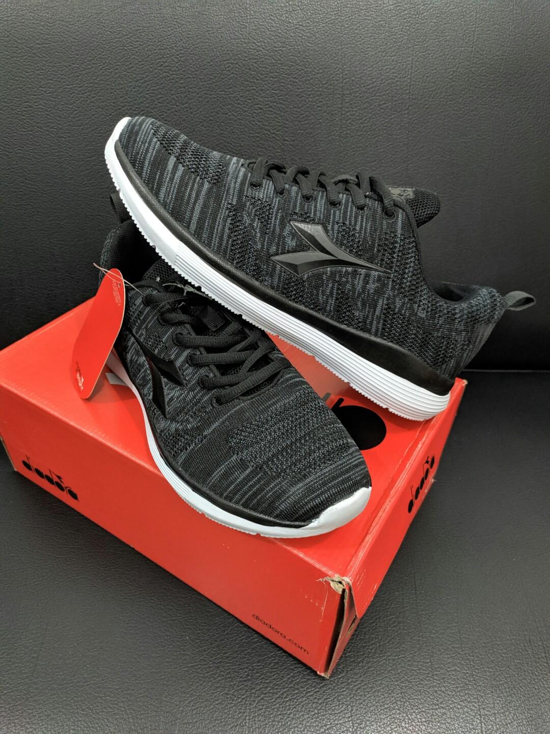 41 Sepatu Lari Motor Pria Diadora Galati Original Fesyen Pria Sepatu Sneakers Di Carousell