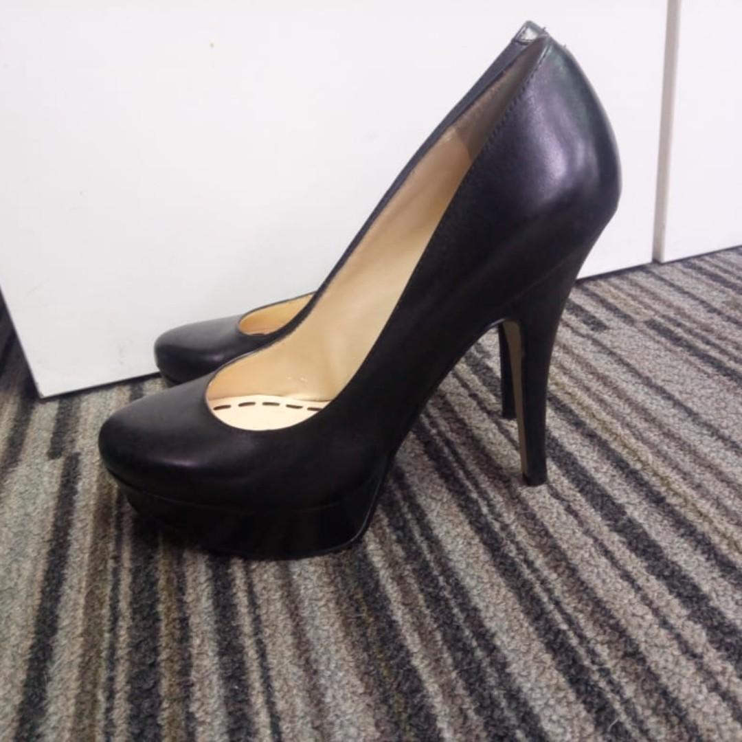 Womens black pumps size 6 clearance