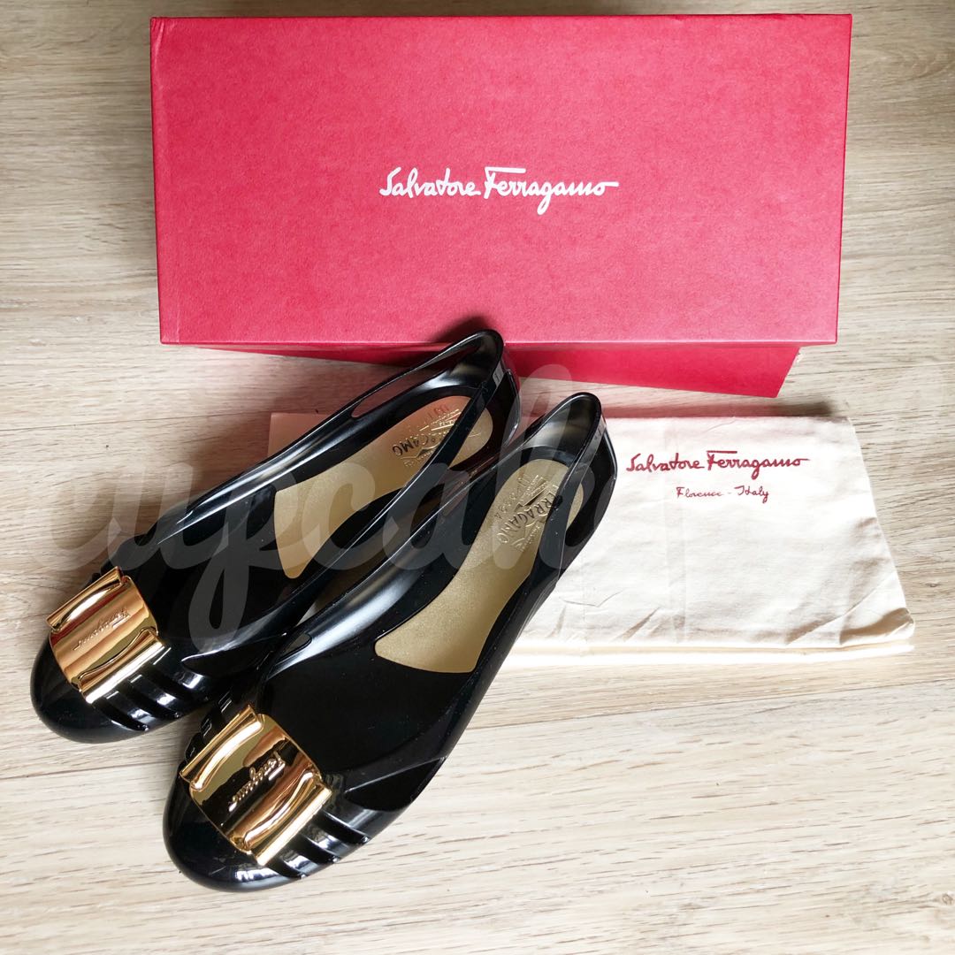 Salvatore ferragamo bermuda jelly shoes store