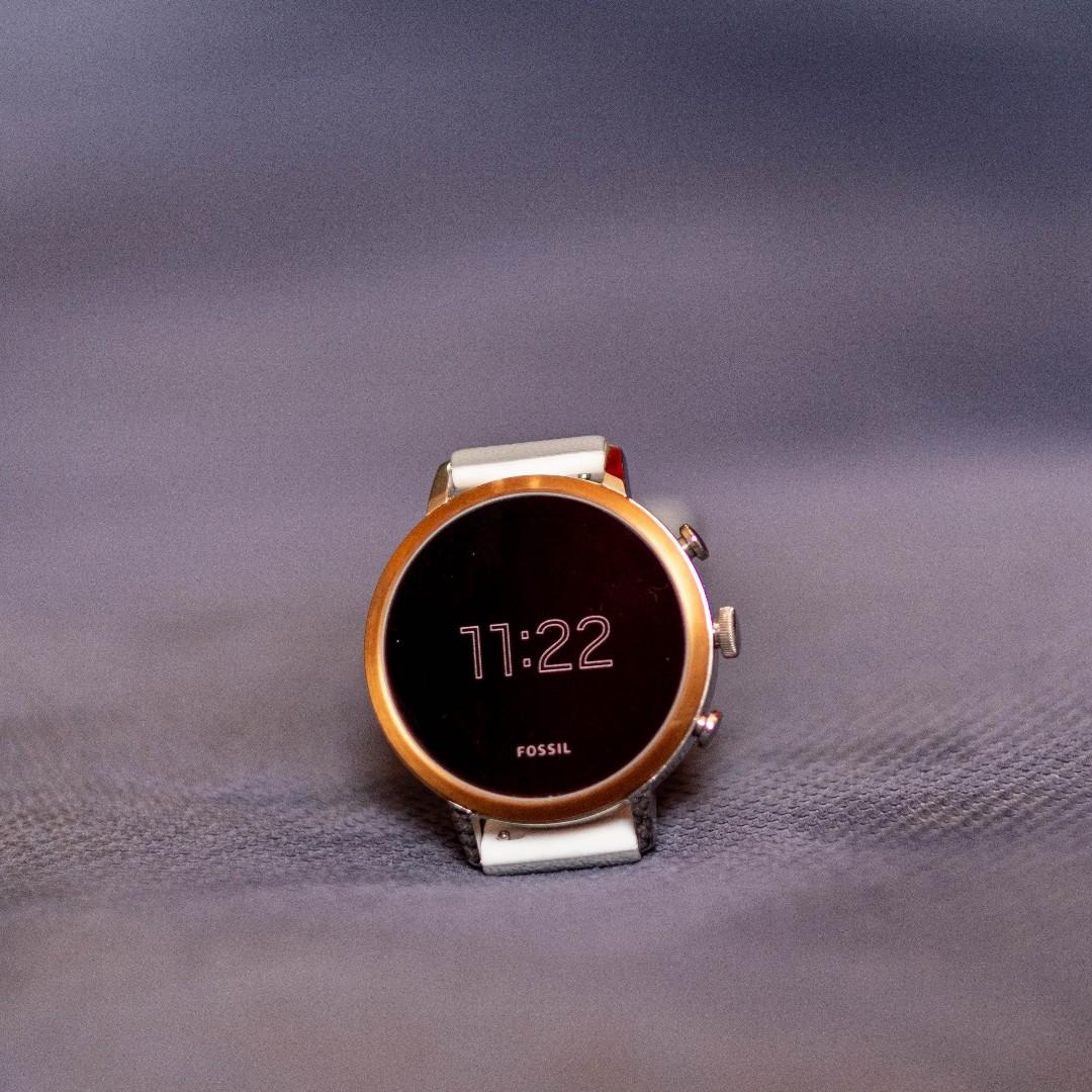 Fossil Q Venture HR Gen 4 Smartwatch Women s Fashion Watches