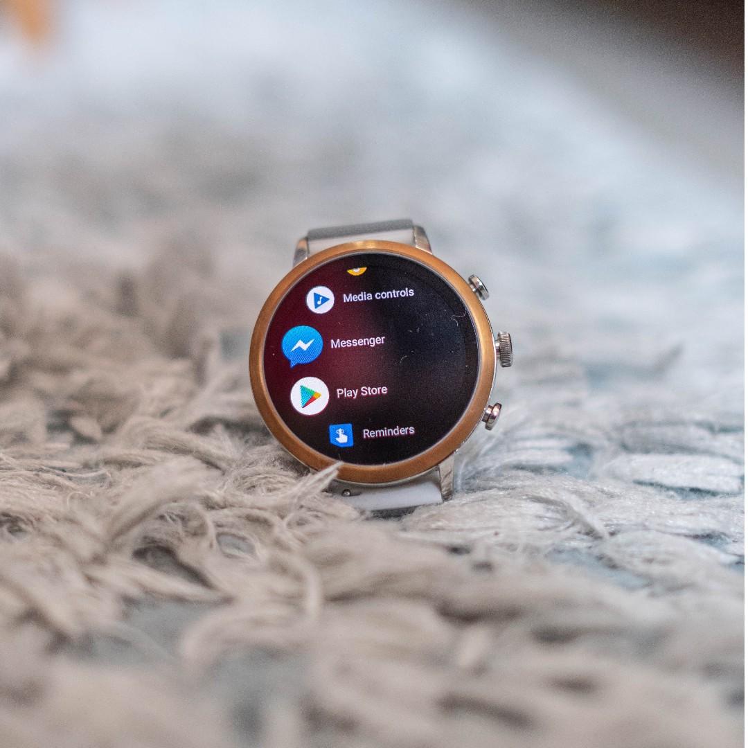 Fossil Q Venture HR Gen 4 Smartwatch Women s Fashion Watches
