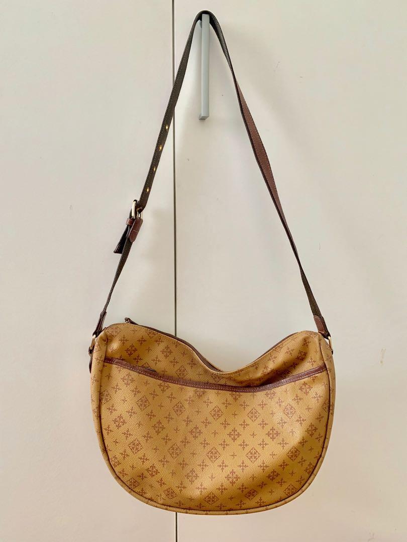 russet sling bag