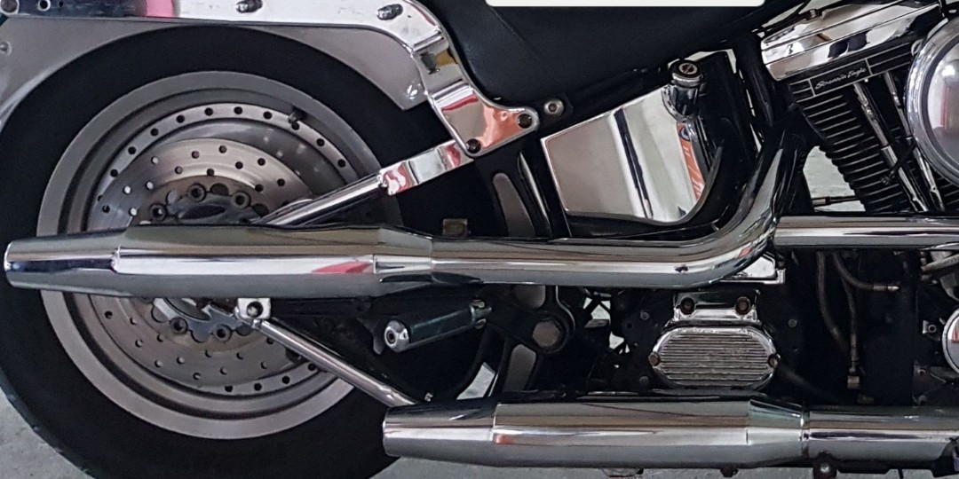 Harley fatboy deals exhaust pipes
