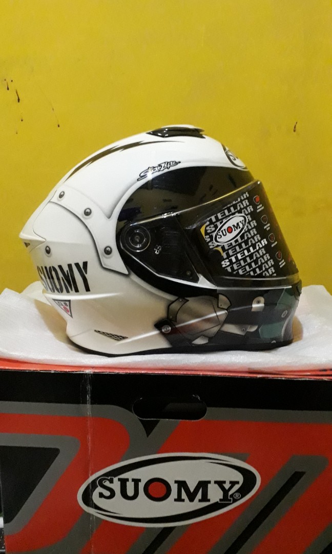 Helm full face suomy clearance