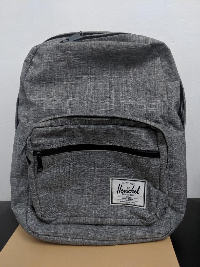 Herschel pop quiz raven crosshatch 2025
