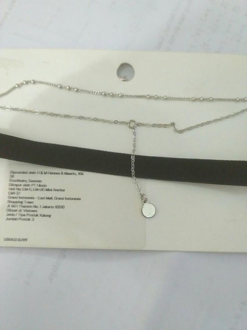 H\u0026M Necklace Choker, Fesyen Wanita 