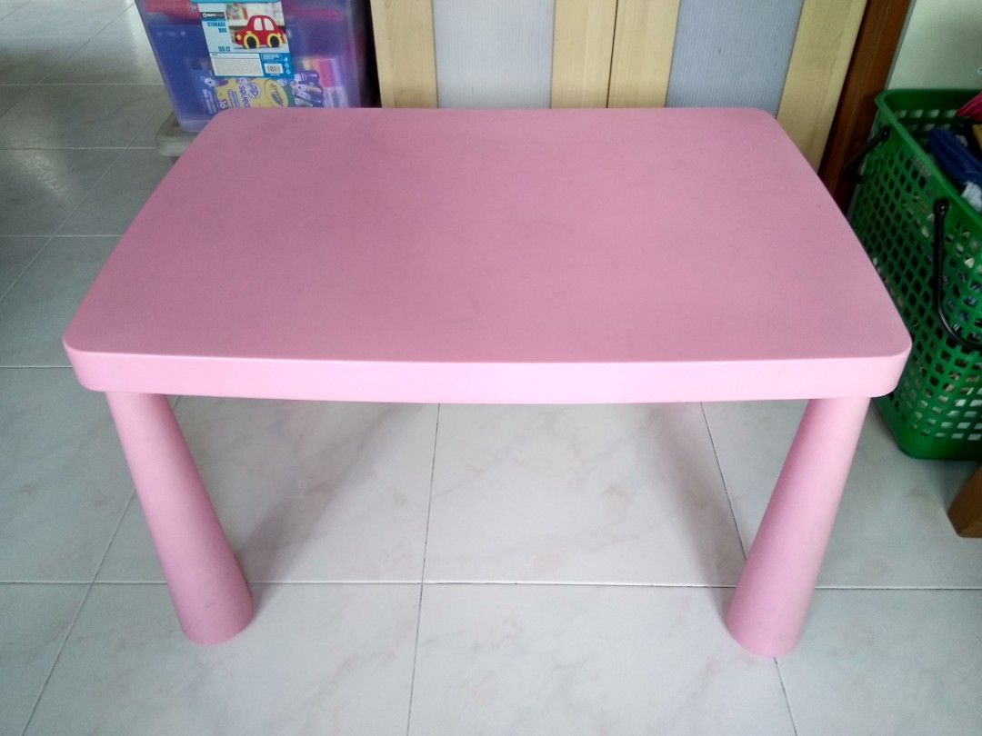 Mammut pink discount table