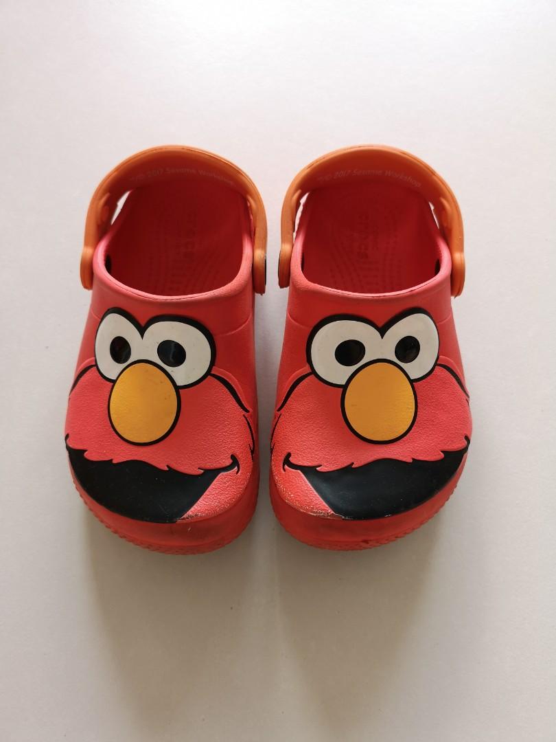 Elmo crocs size best sale 6