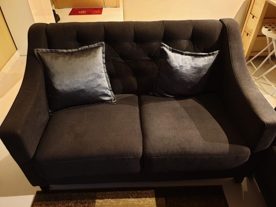 king koil sofa, Furniture & Home Living, Furniture, Sofas on Carousell