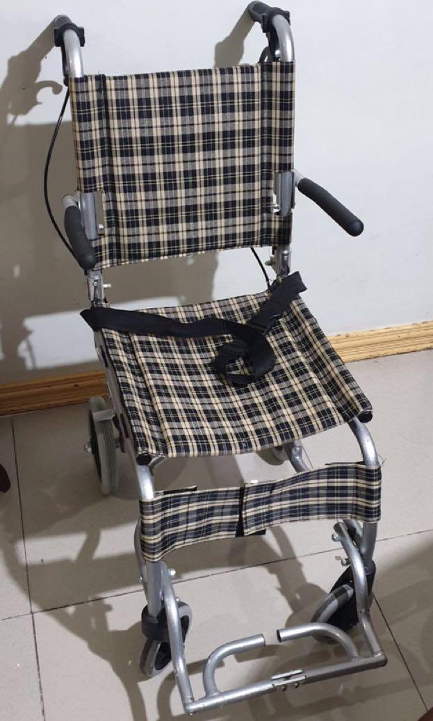 Lightweight Wheelchair (Category: Wheelchairs) located in Pasig City. Submitted by alloriginal888 (Listing ID 249364272, Image 1). Description: .
