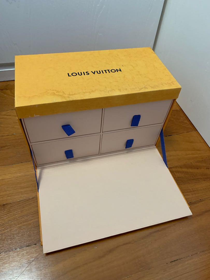 LOUIS VUITTON Moon Cake Box 838978