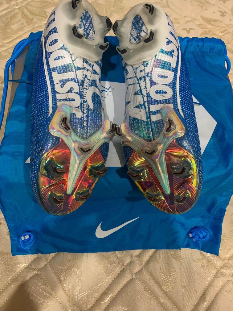Nike MercurialX Superfly VI Academy CR7 Turf Review (Sep