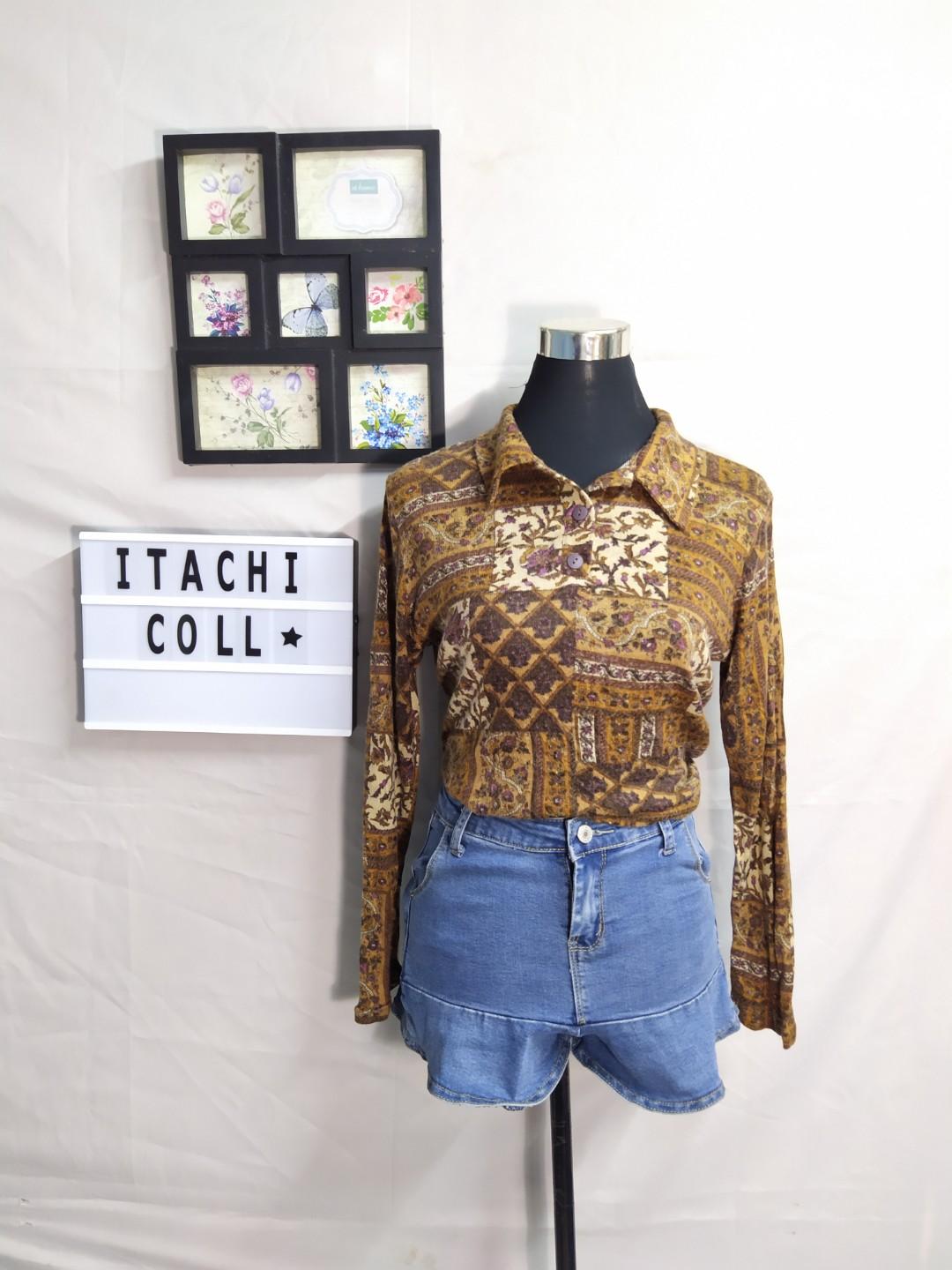 Preloved Vintage Knit Collared (Category: Others Tops) located in San Pablo. Submitted by itachicollection (Listing ID 249456539, Image 1). Description: Preloved Brand: Phidias Paris (Soft Knit) Small to Medium 9/10 💜 P129.00 only - Thank you and Godbless 😘 Some of the clothes color/texture maybe a bit different because of the lighting of camera. Will indicate if it's Flawless or with Flaw. All clothes are washed and to wear..