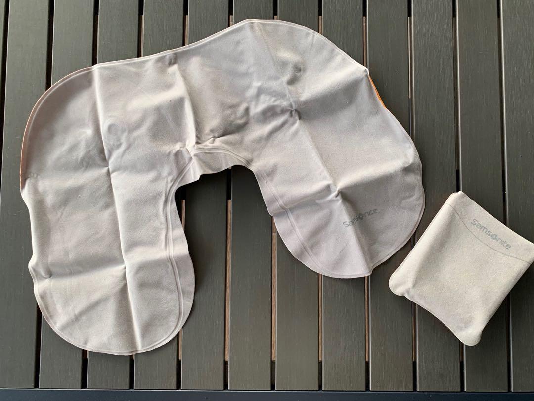 Samsonite inflatable travel pillow