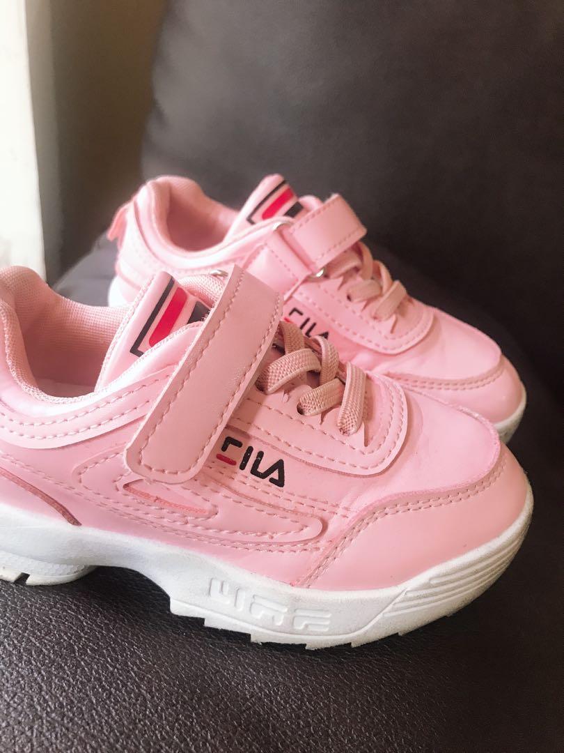 Sepatu Fila Anak Bayi Anak Baju Anak Perempuan 4 Hingga 7 Tahun Di Carousell