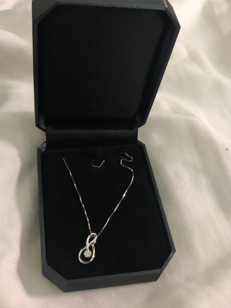 TOMEI Treble Clef White Gold with 7 Diamond Necklace Women s