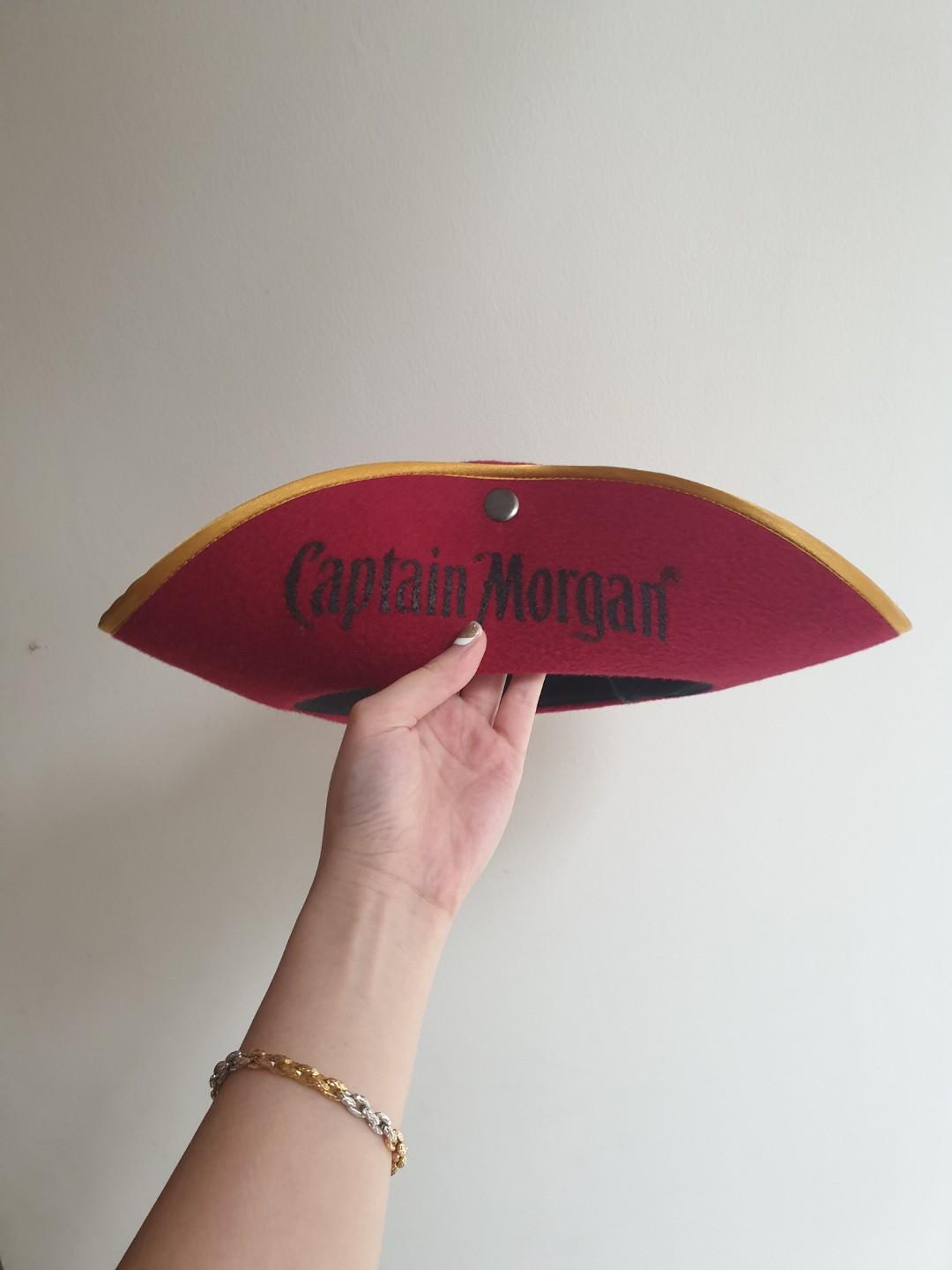 Topi Merah captain Morgan, Fesyen 
