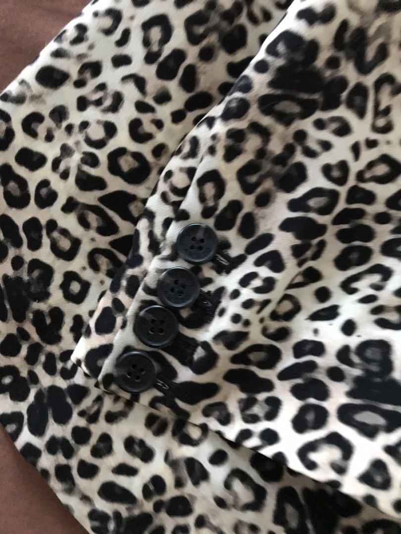 Vince Camuto leopard blazer Women s Fashion Coats Jackets and