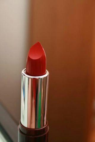 Savvy red lipstick