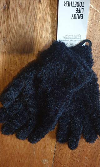 Terranova gloves- black