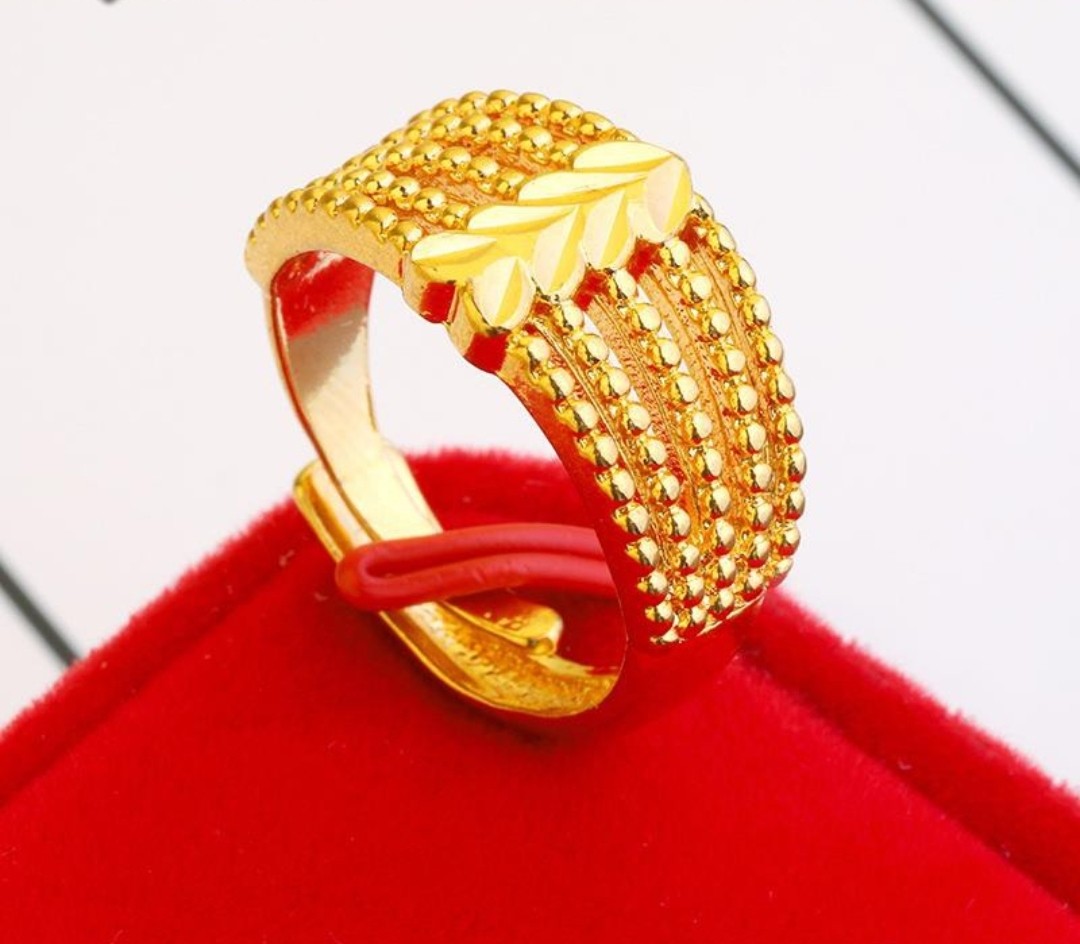 916 Gold Ring Women S Fashion Jewelry Organisers Body Jewelry On Carousell