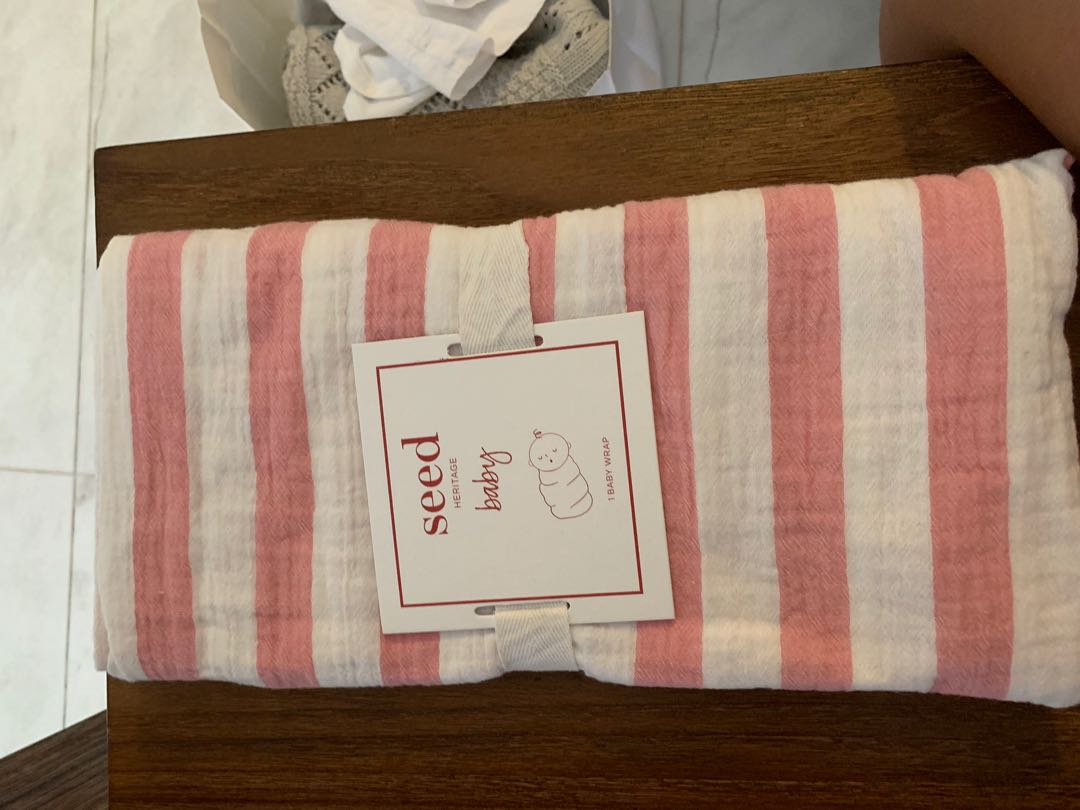 Blanket, Babies & Kids, Bathing & Changing, Bathtub & Bath Accessories on Carousell