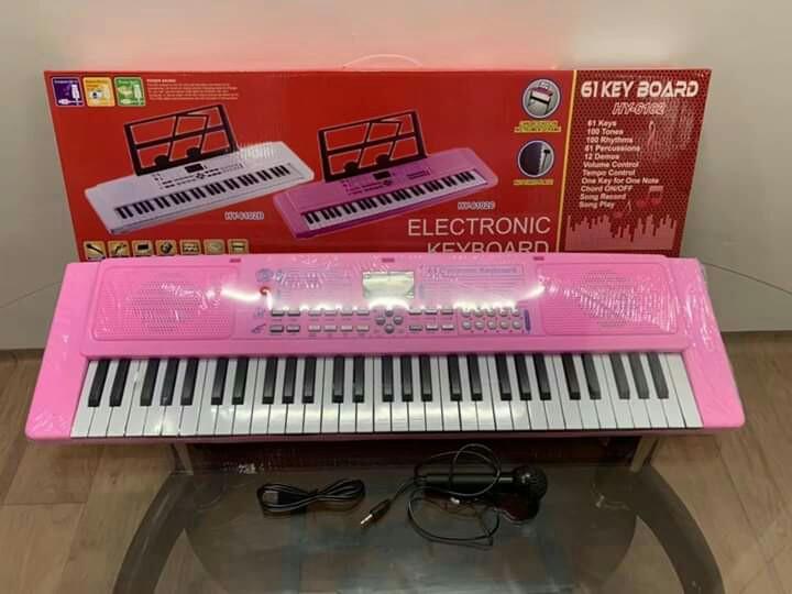 Electronic keyboard piano pink Hobbies Toys Music Media