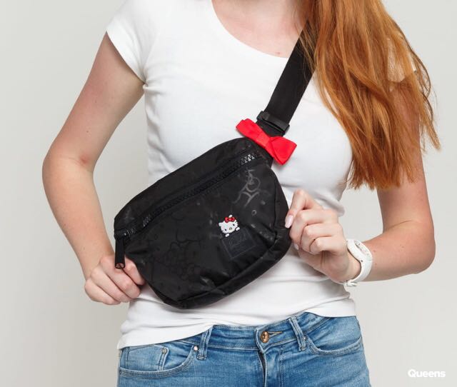 Fifteen hip clearance pack hello kitty